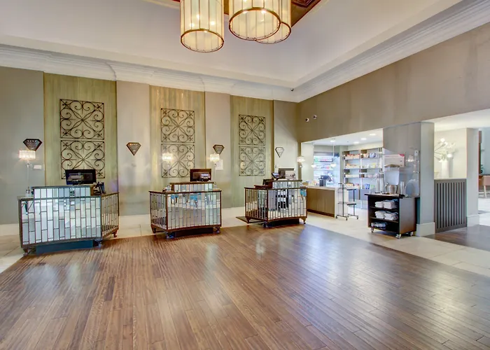 Crowne Plaza Charleston By Ihg